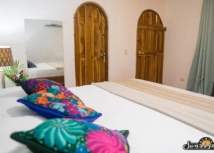 Sunrise Bed & Breakfast 3*